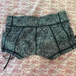 LULULEMON MINI SHORTS Y2K VINTAGE